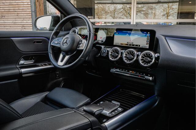 Mercedes-Benz EQA 250 Business Solution Luxury 67 kWh Trekhaak/ Camera/ Elek. achterklep/ Stoelverwarming/ Blindspot/ Sfeerverlichting