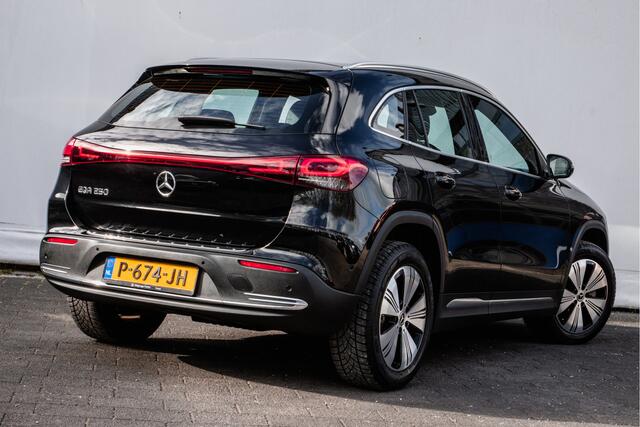 Mercedes-Benz EQA 250 Business Solution Luxury 67 kWh Trekhaak/ Camera/ Elek. achterklep/ Stoelverwarming/ Blindspot/ Sfeerverlichting