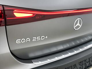 mercedes-benz-eqa-250+-business-sol