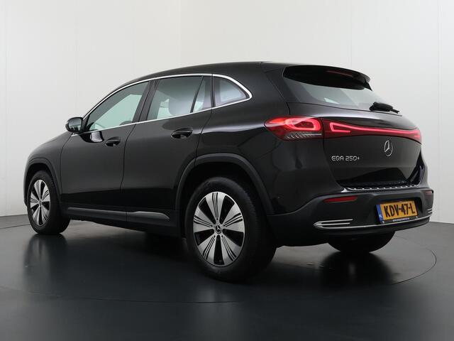 Mercedes-Benz EQA 250+ Luxury Line 71 kWh VAN: 35.900,- VOOR: 32.877,- UW LENTEVOORDEEL: 3.023,- | RIJKLAARPRIJS incl. 12mnd BOVAG