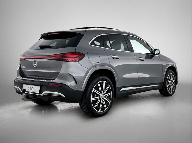 Mercedes-Benz EQA 250+ Business Solution AMG 71 kWh | Premium pakket | Trekhaak | Smartphone integratie | Panoramaschuifdak | Sportstoelen | Sfeerverlichting | 360° camera | Stuurwielpaddles gegalvaniseerd | Sierdelen in Star Pattern |