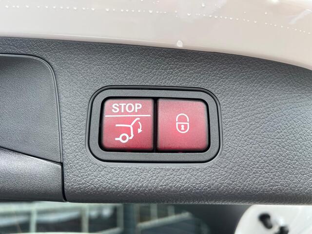 Mercedes-Benz EQA 250+ Business Edition | AMG | Nightpakket | Panoramadak | 360° Camera | Sfeerverlichting | Memorystoelen Verwarmd | Apple & Android Carplay