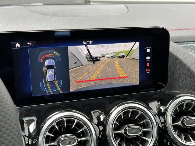 Mercedes-Benz EQA 250+ AMG Line | Nightpakket | Panoramadak | Achteruitrijcamera | Stoelverwarming | Sfeerverlichting
