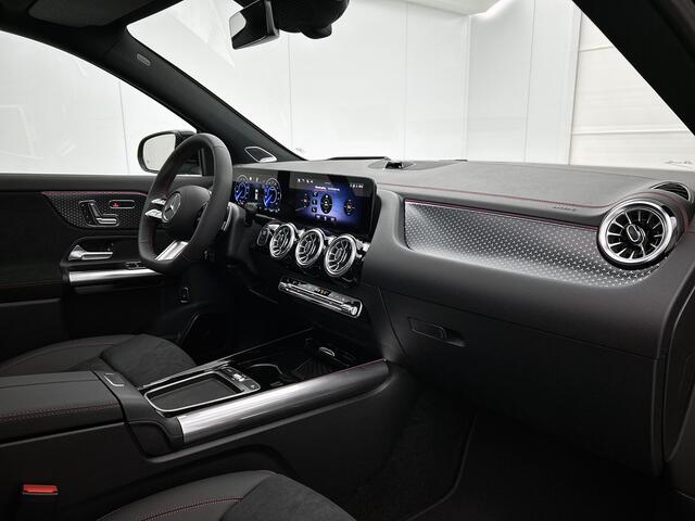 Mercedes-Benz EQA 250+ Business Solution AMG 71 kWh | Premium Pakket | DISTRONIC | Panoramaschuifdak | Stuurwielpaddles gegalvaniseerd | Sierdelen in Star Pattern | Sfeerverlichting | 20" multispaaks AMG velgen |