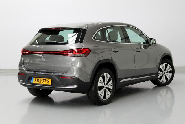 Mercedes-Benz EQA 250+ Business Line 71 kWh *SOH 98%* | FULLE LED | HALF LEDER | SFEERVERLICHTING | CAMERA