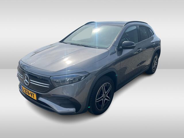 Mercedes-Benz EQA 250 Business Solution AMG 67 kWh / Panoramadak / Camera / CarPlay / 18'' / Stoelverwarming / Dodehoek / DAB / Cruise Control