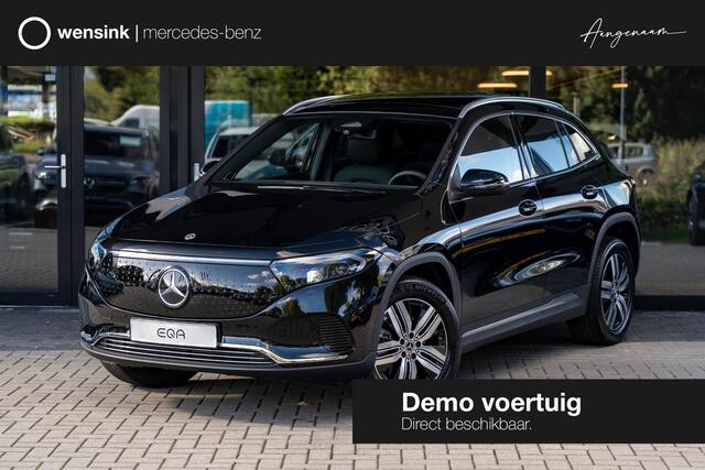 Mercedes-Benz EQA 250+ Business Solution Luxury 71 kWh | Panoramaschuifdak | Rijassistentiepakket | Winter pakket | Burmester | Achteruitrijcamera | Dodehoekassistent |