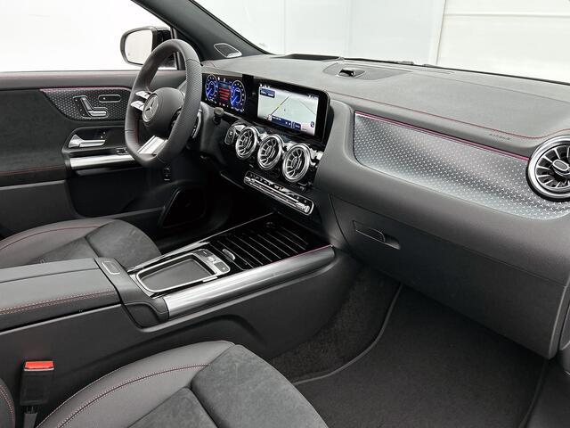 Mercedes-Benz EQA 250+ Business Solution AMG 71 kWh | Premium pakket | Nightpakket | Trekhaak | Smartphone integratie | Panoramaschuifdak | 360° camera | Sierdelen in Star Pattern | Head-up display | Burmester Surround Sound systeem |