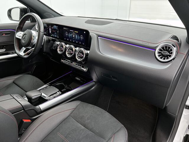 Mercedes-Benz EQA 250+ Business Edition 71 kWh AMG Styling | Trekhaak Night Pakket | 19 Inch wielen Inclusief 24 maanden MB Certified garantie voor Europa.