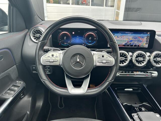 Mercedes-Benz EQA 250 AMG Line 67 kWh | Panoramadak | Trekhaak | Stoelverwarming | LED Koplampen