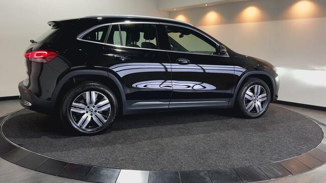 Mercedes-Benz EQA 250 Business Line 67 kWh Advanced Pakket, Premium pakket, rij-assistentie pakket Soh (batterijcheck) Waarde 92,6 %