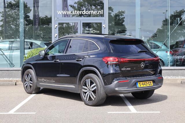 Mercedes-Benz EQA 250 Luxury Line 67 kWh l Panoramadak l MBUX l Stoelverwarming l Achteruitrijcamera l Leder Twin Interieur l Elect. bed. Achterklep l l Augmented Reality l Draadloos opladen telefoon l THERMOTRONIC l Glas coating l Nederlands geleverd l