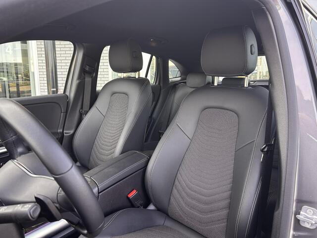 Mercedes-Benz EQA 250+ Business Line 71 kWh | Achteruitrijcamera | Stoelverwarming | Cruise Control
