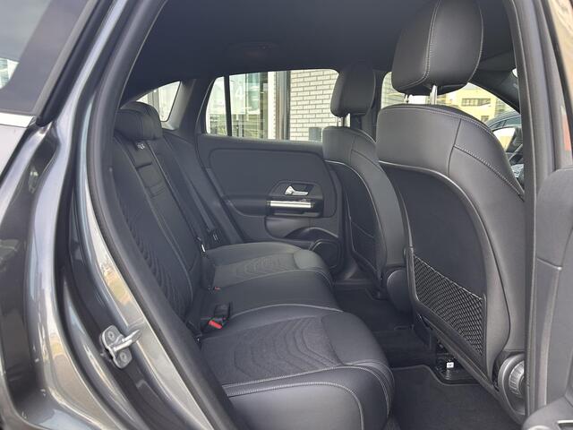 Mercedes-Benz EQA 250+ Business Line 71 kWh | Achteruitrijcamera | Stoelverwarming | Cruise Control