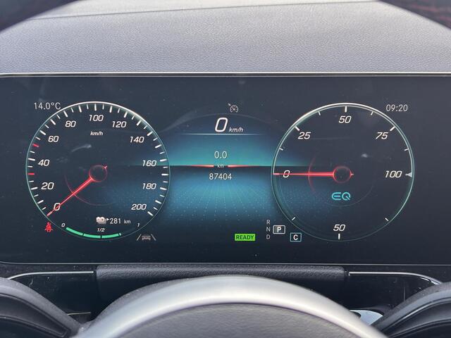 Mercedes-Benz EQA 250 Business Solution AMG 67 kWh | Stoelverwarming | Cruise Control | Apple Carplay