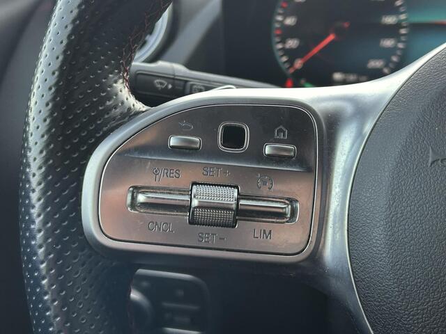 Mercedes-Benz EQA 250 Business Solution AMG 67 kWh | Stoelverwarming | Cruise Control | Apple Carplay