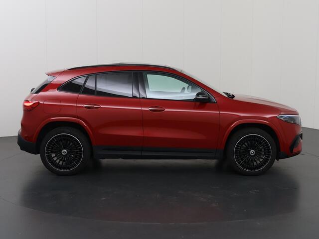 Mercedes-Benz EQA 250+ Business Solution AMG 71 kWh | Panoramaschuifdak | Night | Dodehoekassistent | Head-up | Burmester | Winterpakket |