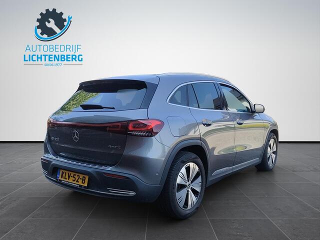 Mercedes-Benz EQA 300 4MATIC 67 kWh Progressive / Luxury Line Camera / Dodehoek / Stoelverwarming