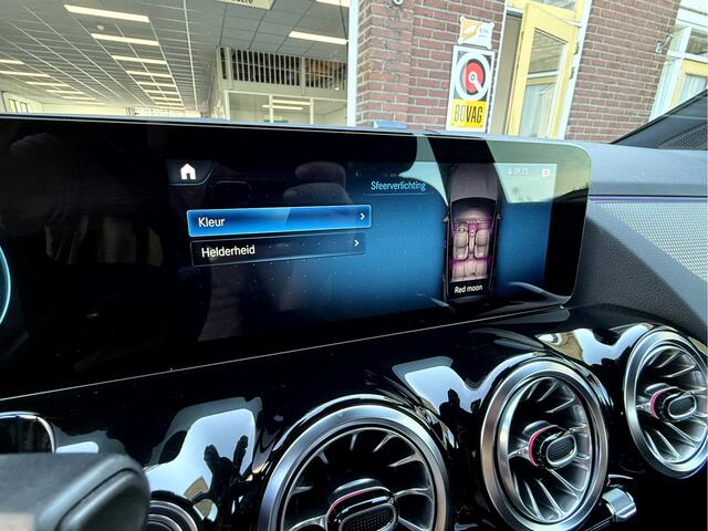 Mercedes-Benz EQA 250 Bns Solution Luxury 67 kWh SOH 94%, Camera, App Connect