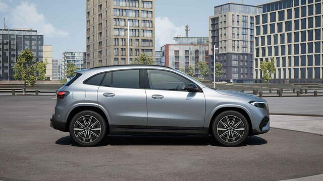 Mercedes-Benz EQA 250+ AMG Line 71 kWh | Night | Panoramadak | Burmester | Head-up display | Trekhaak | Memory | 360 camera |