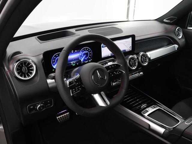Mercedes-Benz EQB AMG Line 71 kWh Mercedes-Benz EQB 250+ AMG Line 71 kWh | Panoramadak | Dodehoek Assistent | Elektrische Stoelen met Memory | 360 Camera | Burmester Surround System | Apple Carplay/Android Auto |