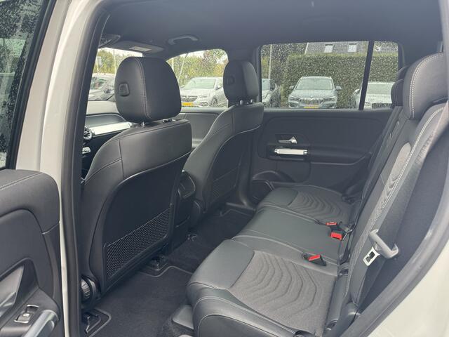 Mercedes-Benz EQB 250+ Luxury Line 71 kWh / Camera / Apple CarPlay / Half leder / Keyless / 18'' / Navigatie / DAB / Dodehoek / Cruise Control