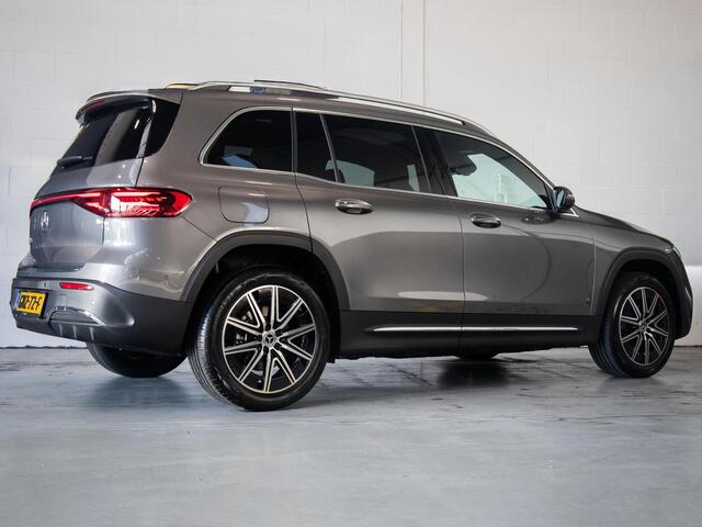 Mercedes-Benz EQB 250+ AMG Line 71 kWh Panorama dak