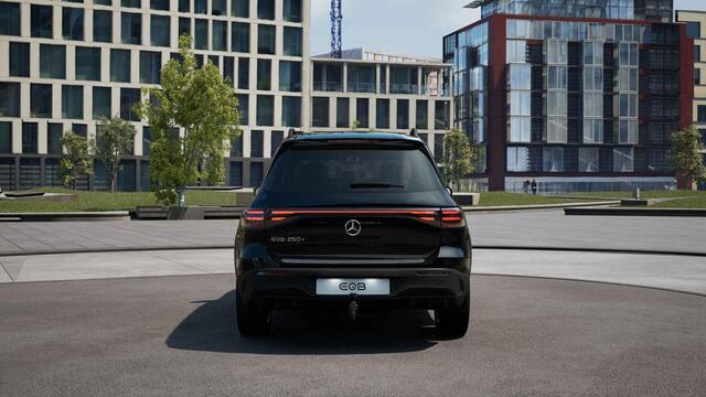 Mercedes-Benz EQB 250+ Business Solution AMG | Panoramaschuifdak | Head-up display | Burmester | 360 graden camera | Night |