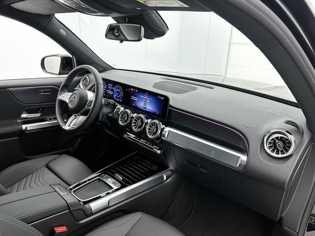 Mercedes-Benz EQB 250+ Business Solution 71 kWh | Widescreen display | Stoelverwarming voor | Sfeerverlichting | Parkeerpakket met achteruitrijcamera | Highbeam Assist | EASY PACK achterklep |