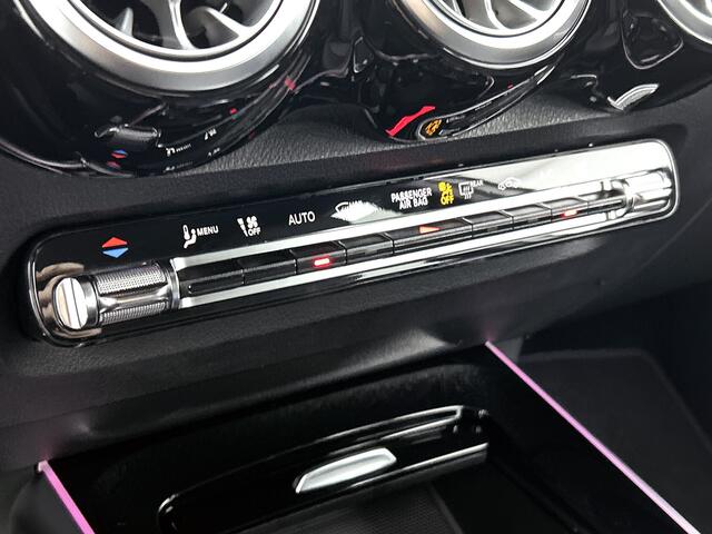 Mercedes-Benz EQB 250+ Business Solution 71 kWh | Widescreen display | Extra USB-poorten | EASY PACK achterklep | Sfeerverlichting | Parkeerpakket met achteruitrijcamera | Stoelverwarming voor |