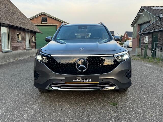 Mercedes-Benz EQB 350 4MATIC 71 kWh Soh 99.3% SPORT LED SNELLADEN SFEER 7000KM!!!