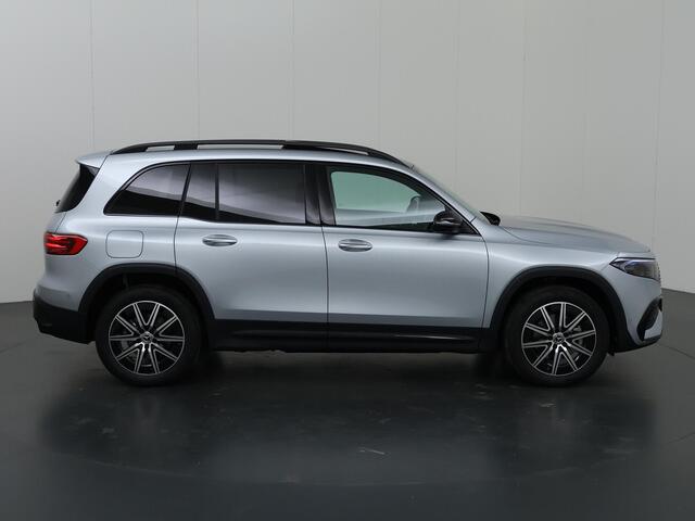 Mercedes-Benz EQB 250+ AMG Line 71 kWh | Panoramaschuifdak | Head-up display | Burmester | 360 graden camera |