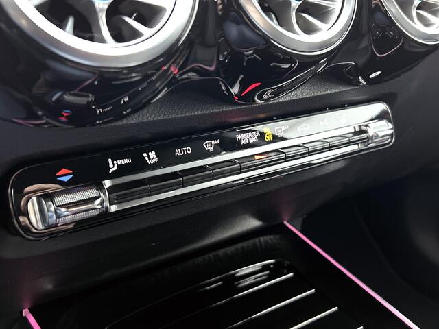 Mercedes-Benz EQB 250+ Business Solution 71 kWh | Widescreen display | Stoelverwarming voor | Sfeerverlichting | EASY PACK achterklep | Parkeerpakket met achteruitrijcamera | Extra USB-poorten |