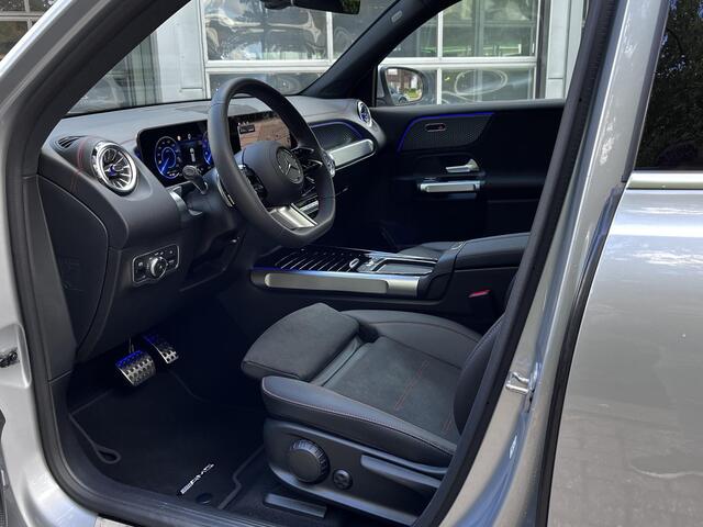 Mercedes-Benz EQB 250+ AMG | Panoramadak | 360° Camera | Dodehoekassistent | Donkergetint Glas Achter | Apple CarPlay | Android Auto | Advanced Sound System | Sfeerverlichting | Stoelverwarming | Verschuifbare Stoelen Achter | Elektrisch Inklapbare Buitenspiegels