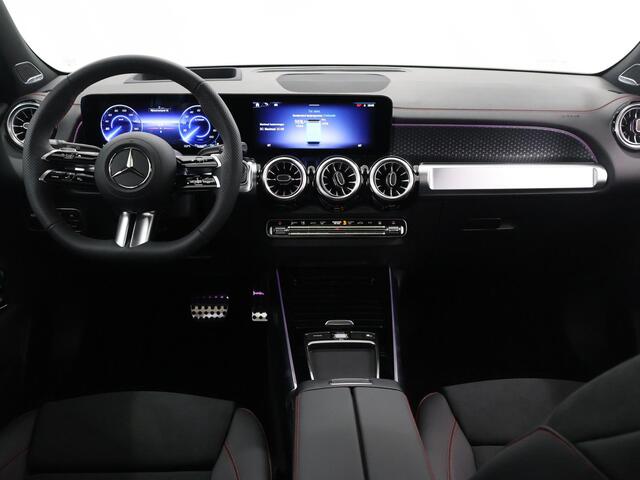 Mercedes-Benz EQB 250+ Business Solution AMG 71 kWh | Panoramaschuifdak | Dodehoekassistent | DAB+ | Led-Koplampen | 360° camera |