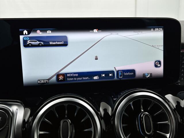 Mercedes-Benz EQB 250+ Business Solution Luxury 71 kWh | Panoramaschuifdak | Smartphone integratie | Dodehoekassistent | Extra USB-poorten | Stoelverwarming | Sfeerverlichting | EASY PACK achterklep |