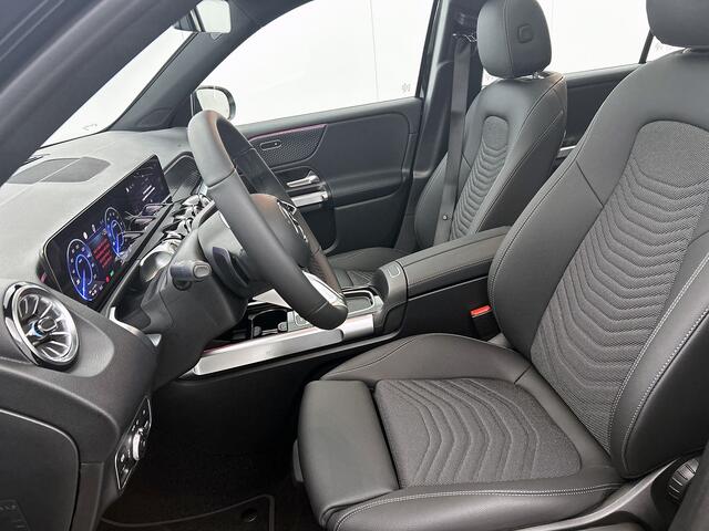 Mercedes-Benz EQB 250+ Business Solution Luxury 71 kWh | Panoramaschuifdak | Smartphone integratie | Stoelverwarming | Sfeerverlichting | Easypack achterklep | Dodehoekassistent |