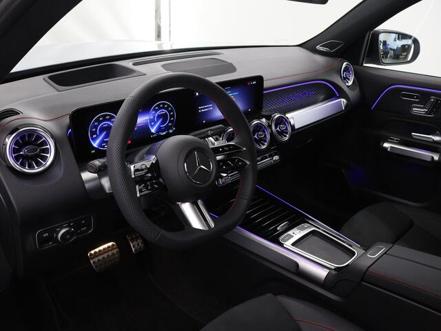 Mercedes-Benz EQB 250+ Business Solution AMG 71 kWh | Panoramaschuifdak | Dodehoekassistent | Led-Koplampen | Head-Up | Burmester |
