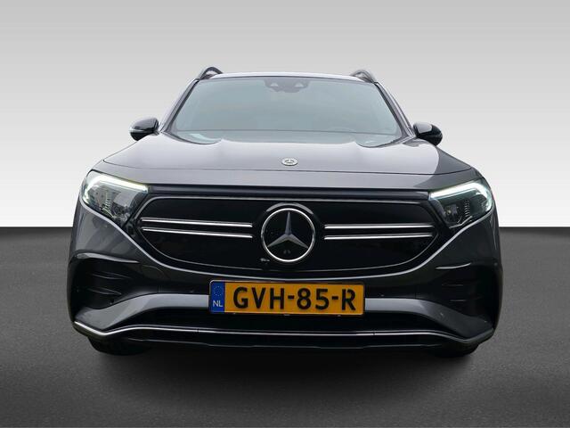 Mercedes-Benz EQB 250+ AMG Line 71 kWh | Automaat | Adaptive Cruisecontrol | 360 Camera | Stoelverwarming | Sfeerverlichting |
