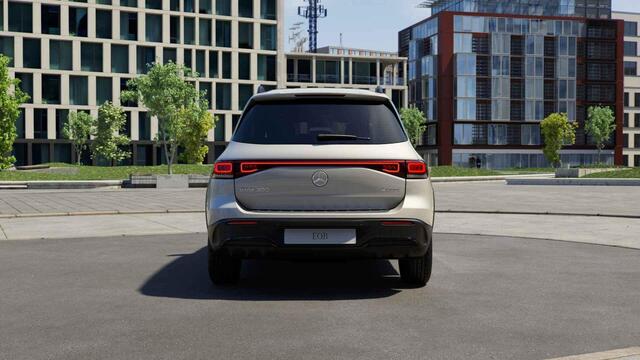 Mercedes-Benz EQB 300 4MATIC AMG Line 67 kWh | Night | Panoramadak | Burmester | 360 graden camera | Rijassistentiepakket |