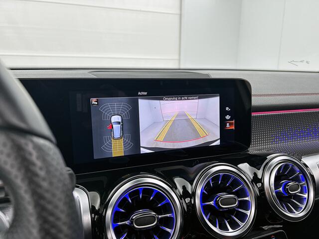 Mercedes-Benz EQB 300 4-MATIC AMG-Line | Night pakket | Panorama Schuifdak | Distronic Adapt Cruise | Sfeerverlichting |Advanced sound system | Inclusief 24 maanden Mercedes-Benz Certified garantie voor Europa.
