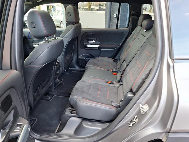 Mercedes-Benz EQB 250+ AMG Line | Night Pakket | Panoramadak | Dodehoekassistent | Donkergetint Glas Achter | Apple CarPlay | Android Auto | Advanced Sound System | Sfeerverlichting | Stoelverwarming | Verschuifbare Achterstoelen