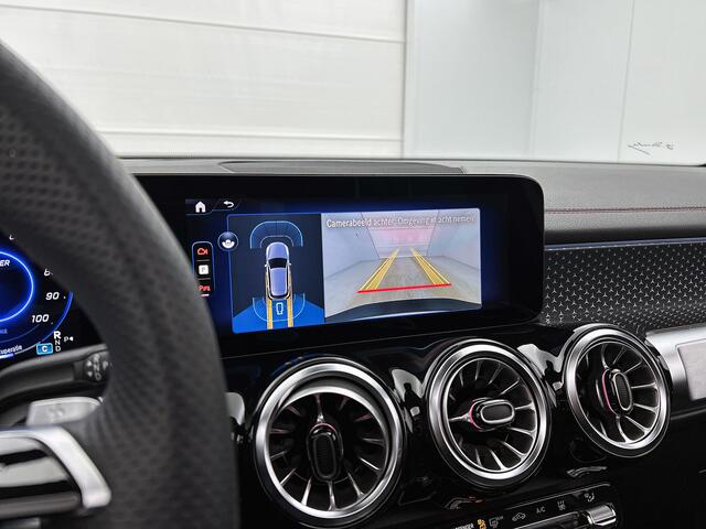 Mercedes-Benz EQB 250+ AMG Line LIMITED 71 kWh Pano, Distronic