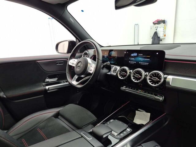 Mercedes-Benz EQB 250 AMG Line SOH 92%/7persoons/Pano/Halfleer/Garantie