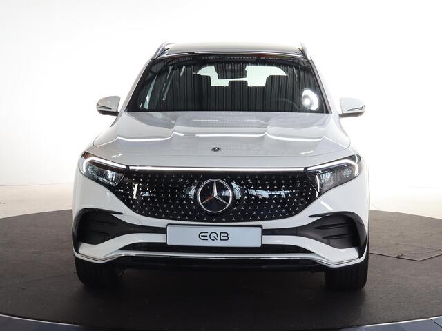 Mercedes-Benz EQB 250+ Business Solution AMG 71 kWh | Panoramadak | Trekhaak | Burmester | Memory stoelen | Head-up display | Sfeerverlichting | Winter pakket |