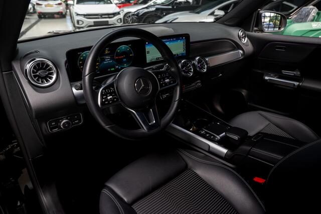 Mercedes-Benz EQB 250 Leer Navi 360° Camera Stoelverwarming PTS LM velgen Zwarte binnenhemel Elektr. bedienbare achterklep BTW auto! SOH: 96,9%