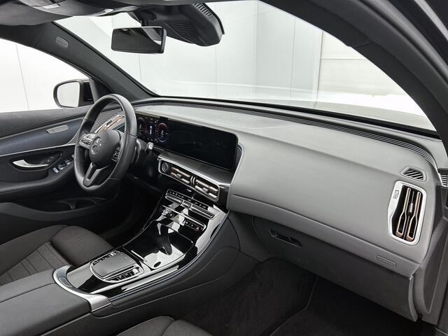 Mercedes-Benz EQC 400 4MATIC Luxury Line 80 kWh shuif/kantel dak | Navigatie | lichtmetalen velgen | Parking support met camera achter Inclusief 48 maanden Mercedes-Benz Certified garantie voor Europa.
