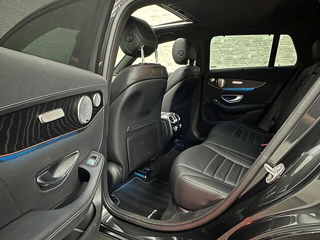Mercedes-Benz EQC AMG Premium | 360 Camera | Distronic + | Stoelventilatie | Burmester | 21" | Headup | Keyless-Go | Trekhaak | 2x Memory | Achterbankverwarming | Sfeerverlichting | Carplay | Panodak | Widescreen | 12-2019 | 69dkm! Bovag Garantie |