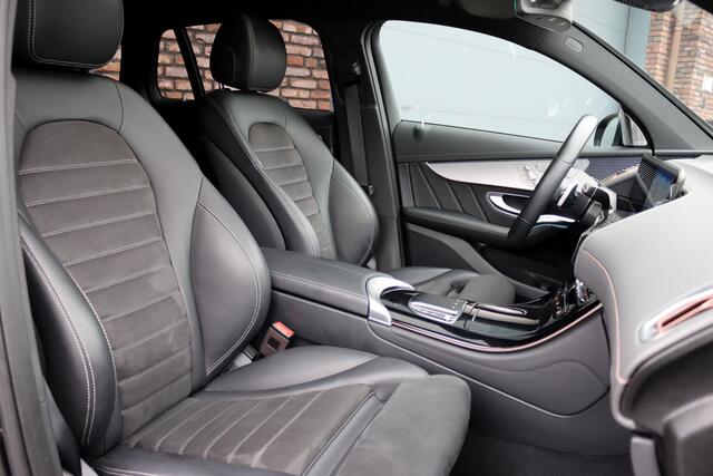 Mercedes-Benz EQC 400 4MATIC Premium+ AMG Line 80 kWh | Schuifdak | Distronic+ | Burmester | Memory | Parfumering | Keyless Go | Surround Camera | HUD | Multibeam LED |