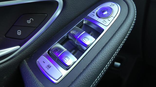 Mercedes-Benz EQC 400 4MATIC Business Solution AMG 80 kWh VOL VOL TREKHAAK